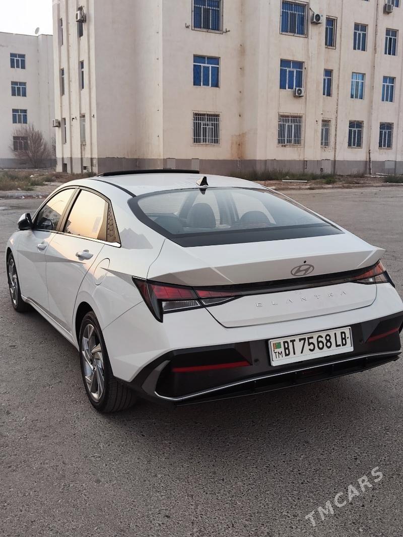 Hyundai Elantra 2025 - 261 000 TMT - Türkmenabat - img 5