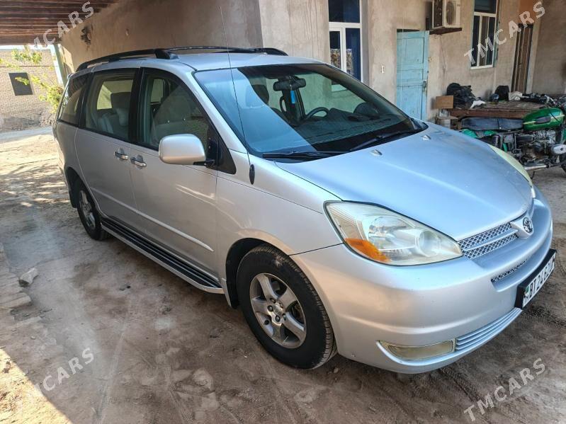 Toyota Sienna 2004 - 220 000 TMT - Халач - img 3