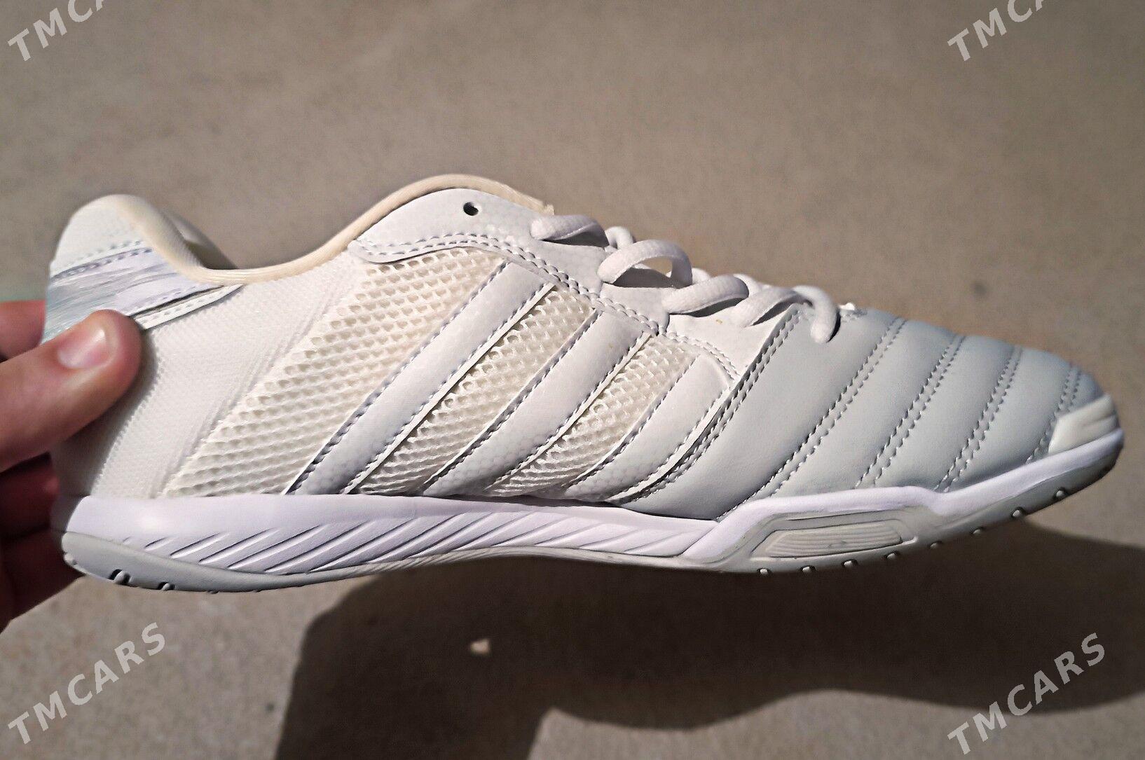 Futzalka butsy - Gumdag - img 2