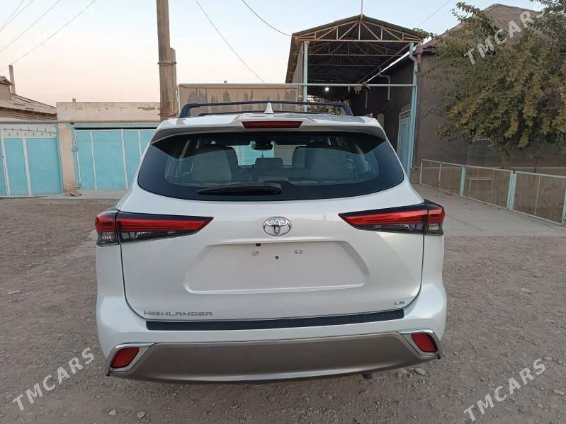 Toyota Highlander 2022 - 510 000 TMT - Теджен - img 2