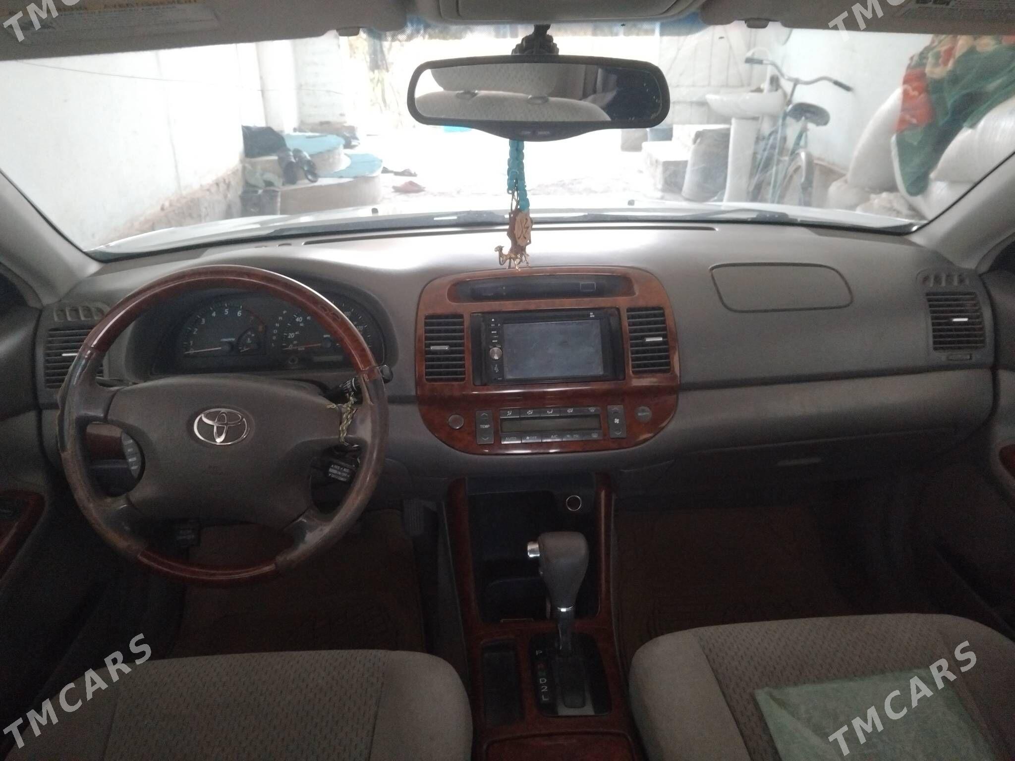 Toyota Camry 2004 - 170 000 TMT - Kerki - img 3