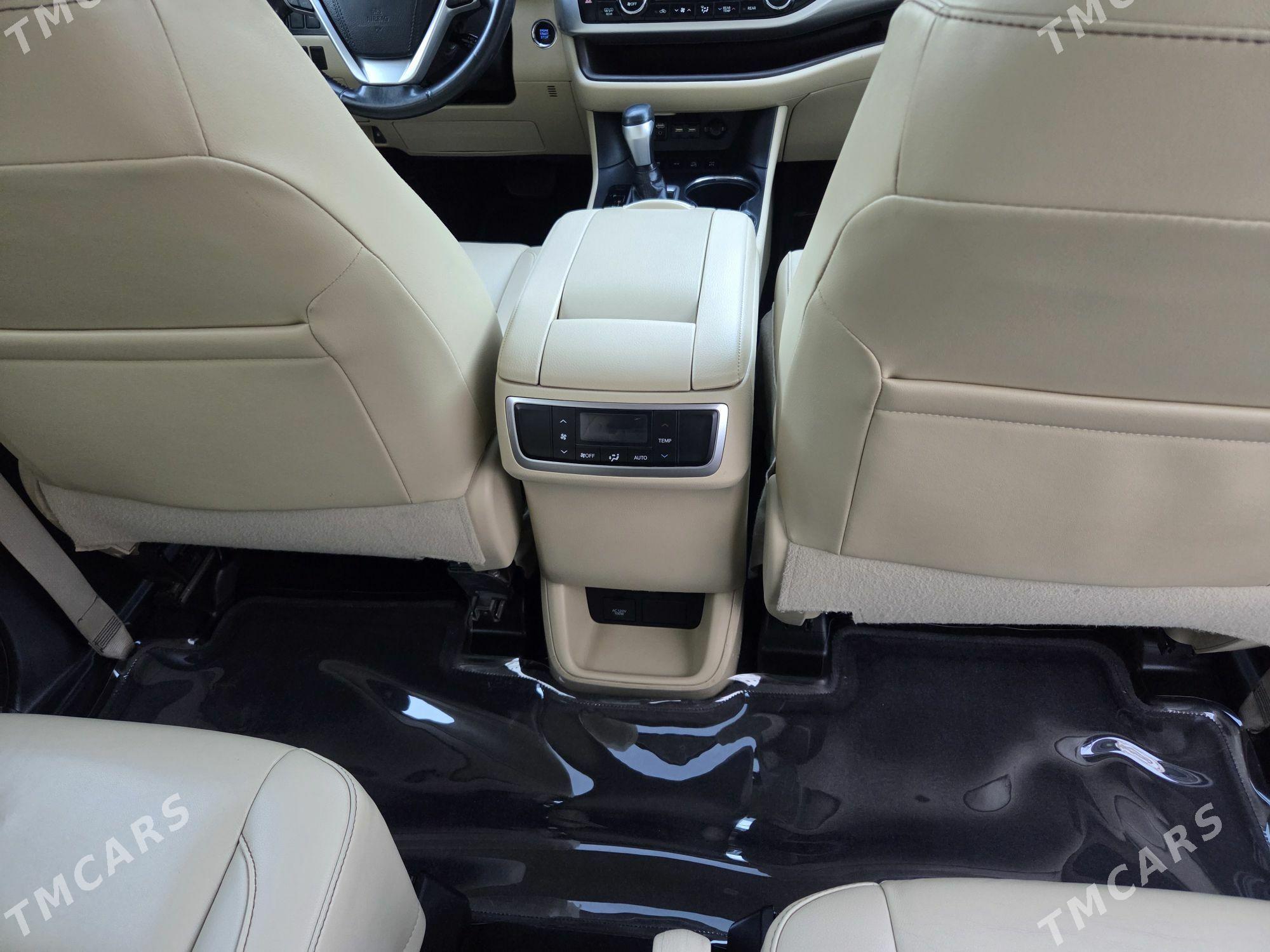 Toyota Highlander 2019 - 482 600 TMT - 9 мкр - img 3