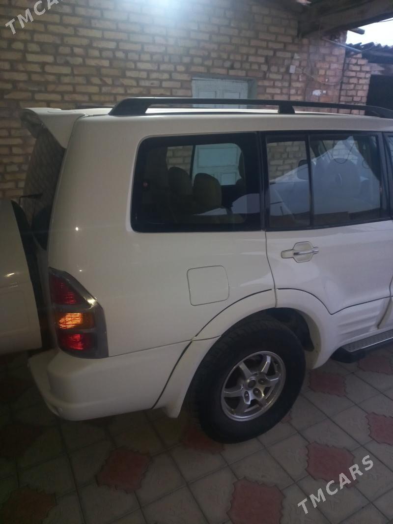 Mitsubishi Montero 2002 - 130 000 TMT - Достлук - img 3