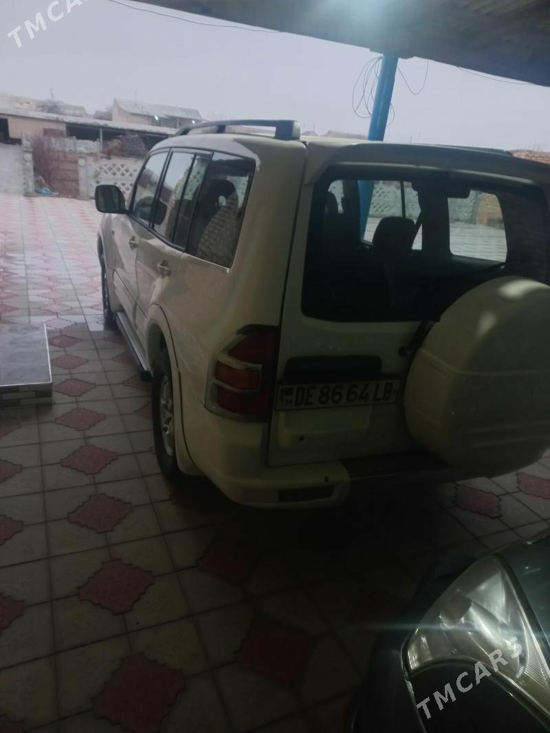 Mitsubishi Montero 2002 - 130 000 TMT - Достлук - img 6