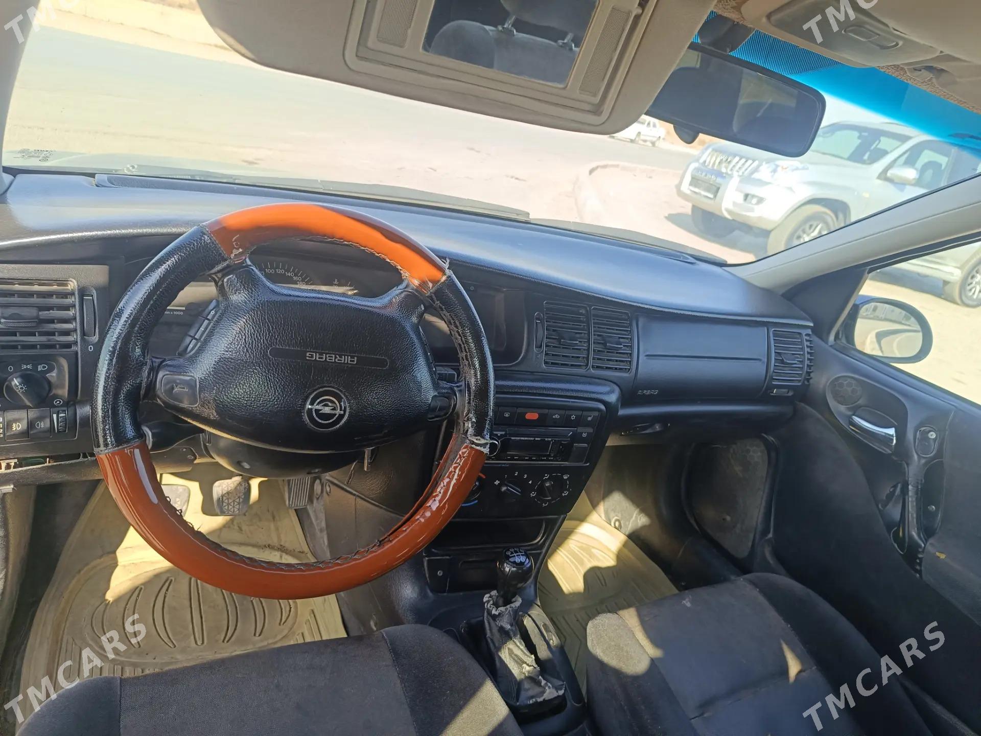 Opel Vectra 2000 - 48 000 TMT - Дашогуз - img 4