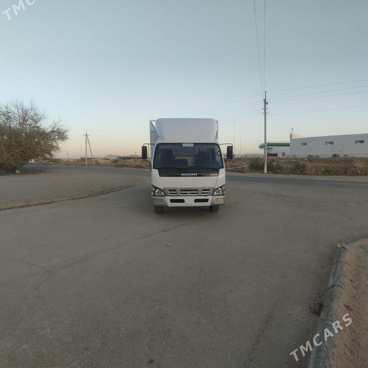 Mitsubishi Canter 2010 - 285 000 TMT - Ёлётен - img 2