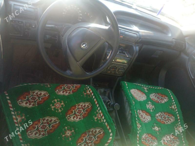 Opel Astra 1993 - 40 000 TMT - Кёнеургенч - img 4