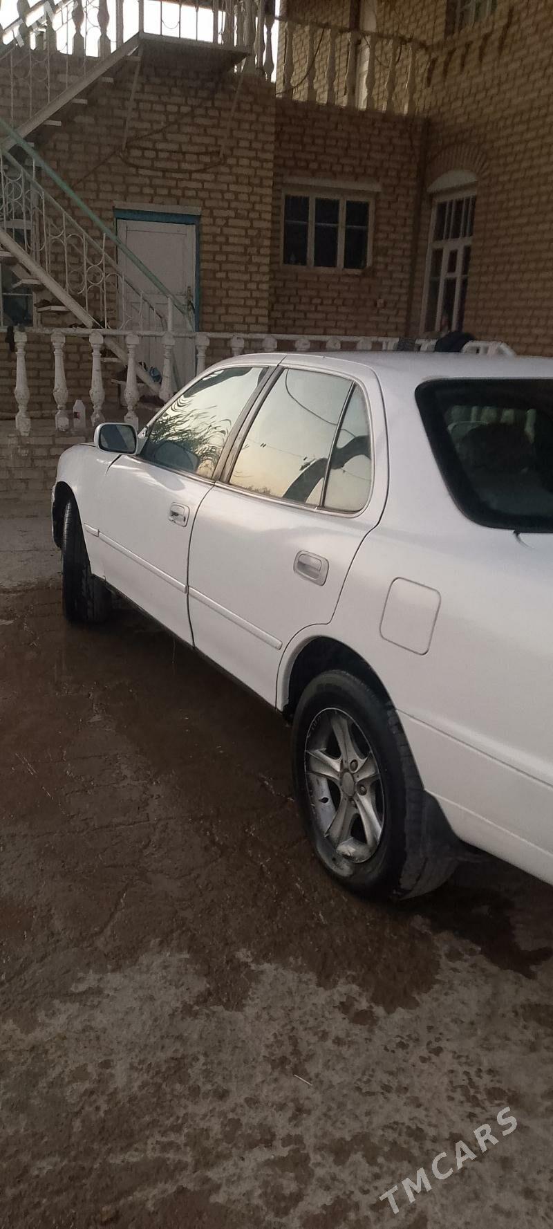 Toyota Camry 1996 - 70 000 TMT - Векильбазар - img 6