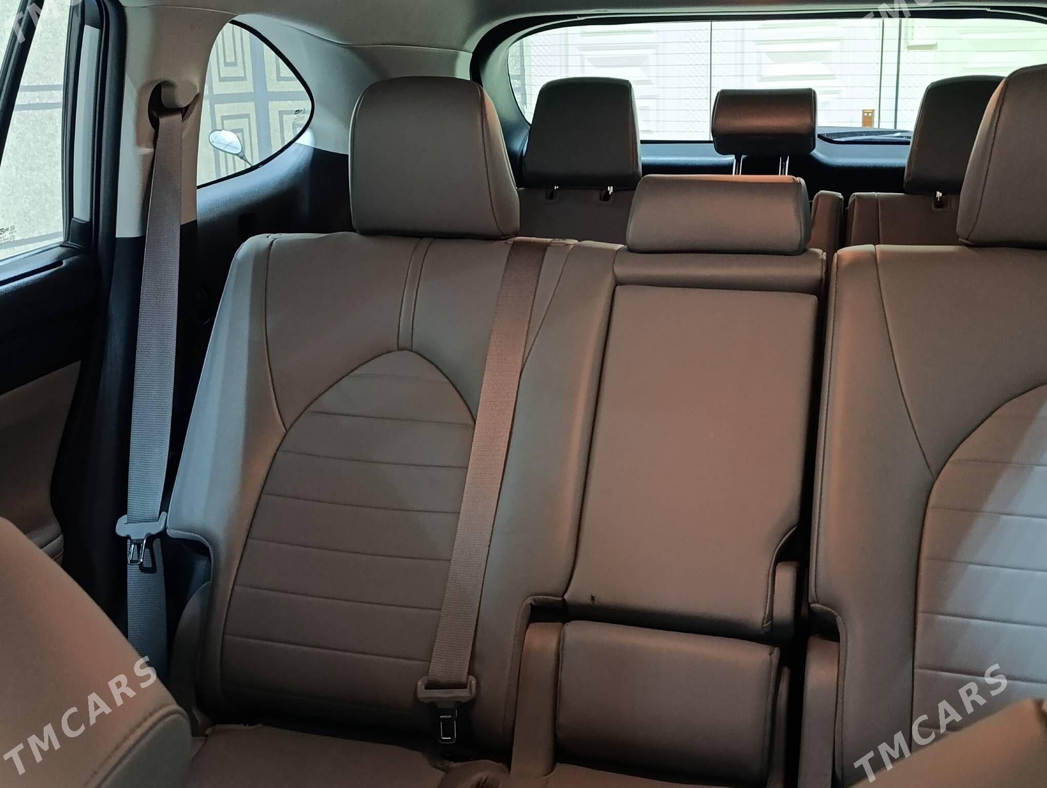 Toyota Highlander 2021 - 540 000 TMT - Дянев - img 7