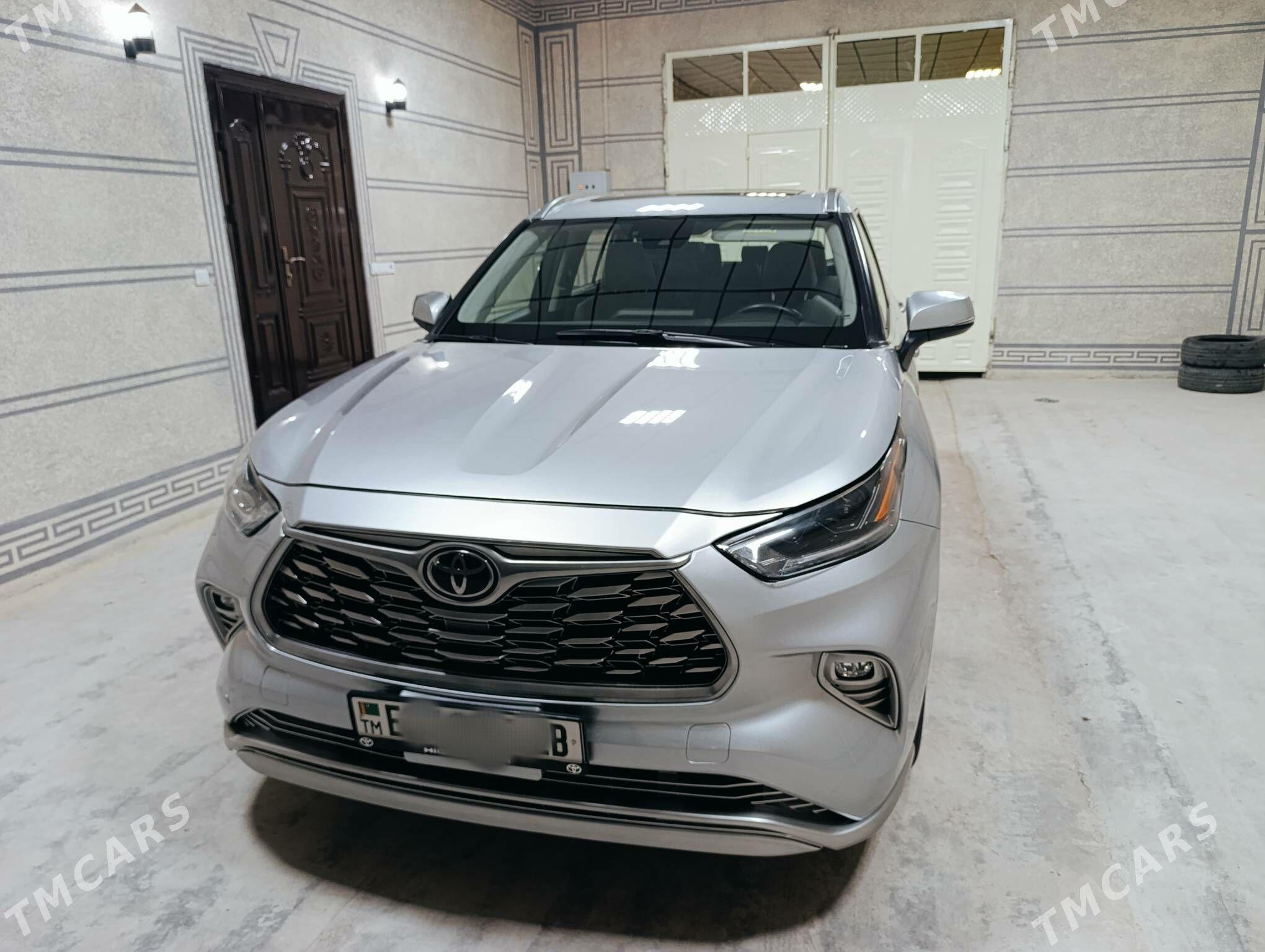 Toyota Highlander 2021 - 540 000 TMT - Дянев - img 2