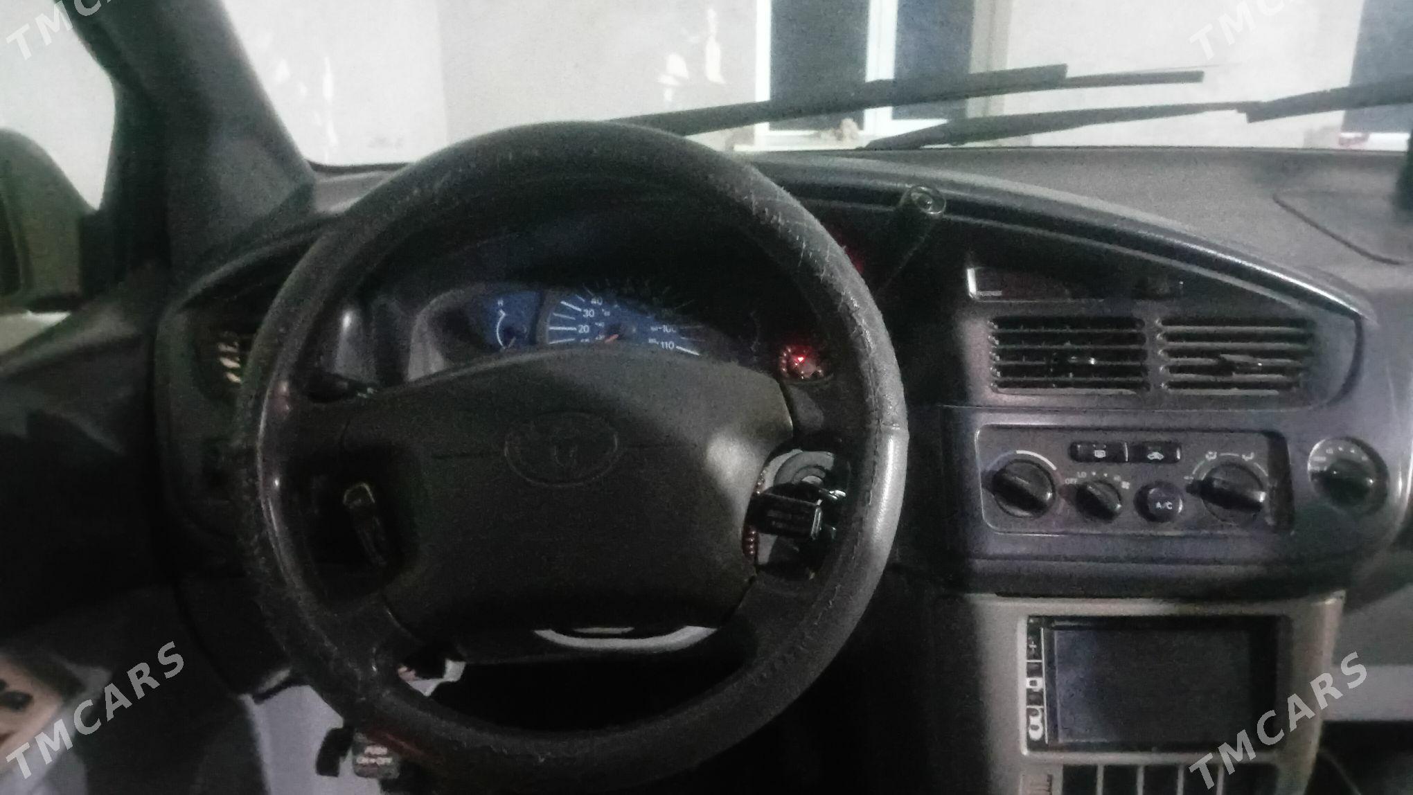 Toyota Sienna 2003 - 160 000 TMT - Туркменабат - img 1