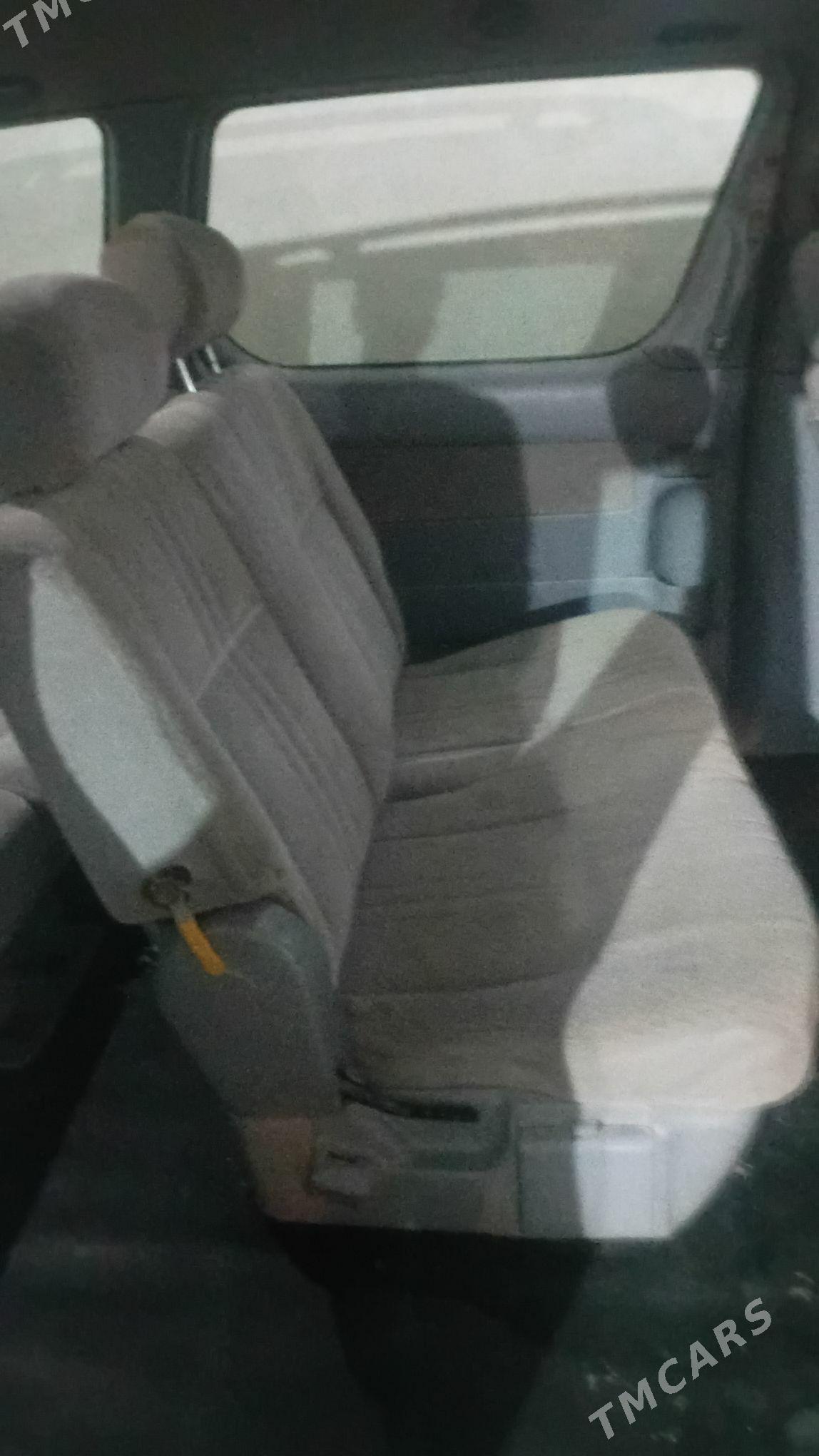 Toyota Sienna 2003 - 160 000 TMT - Туркменабат - img 2