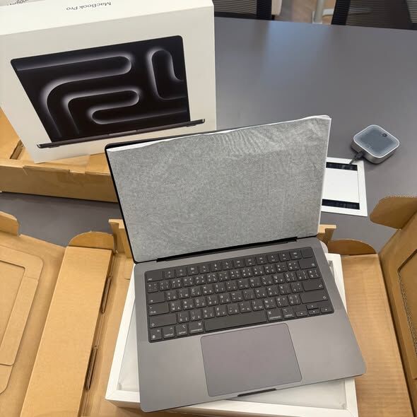 M5 Macbook Pro 14 16/512 - Aşgabat - img 4