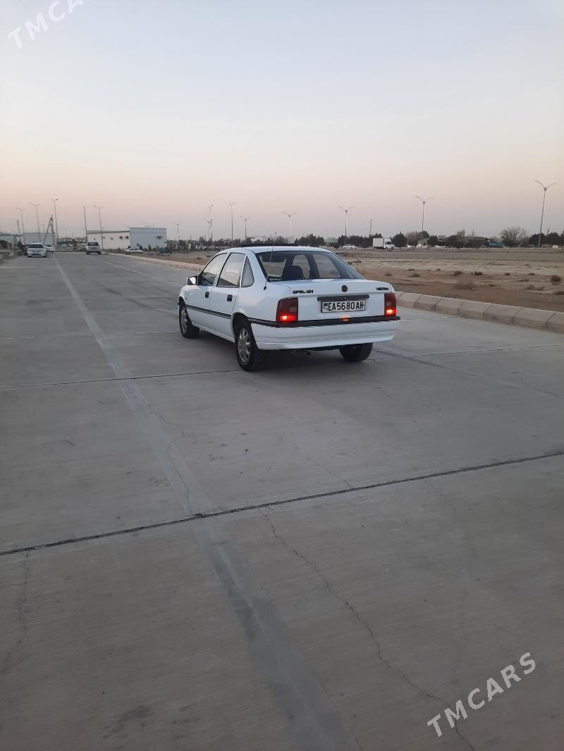 Opel Vectra 1992 - 43 000 TMT - Бахарден - img 5