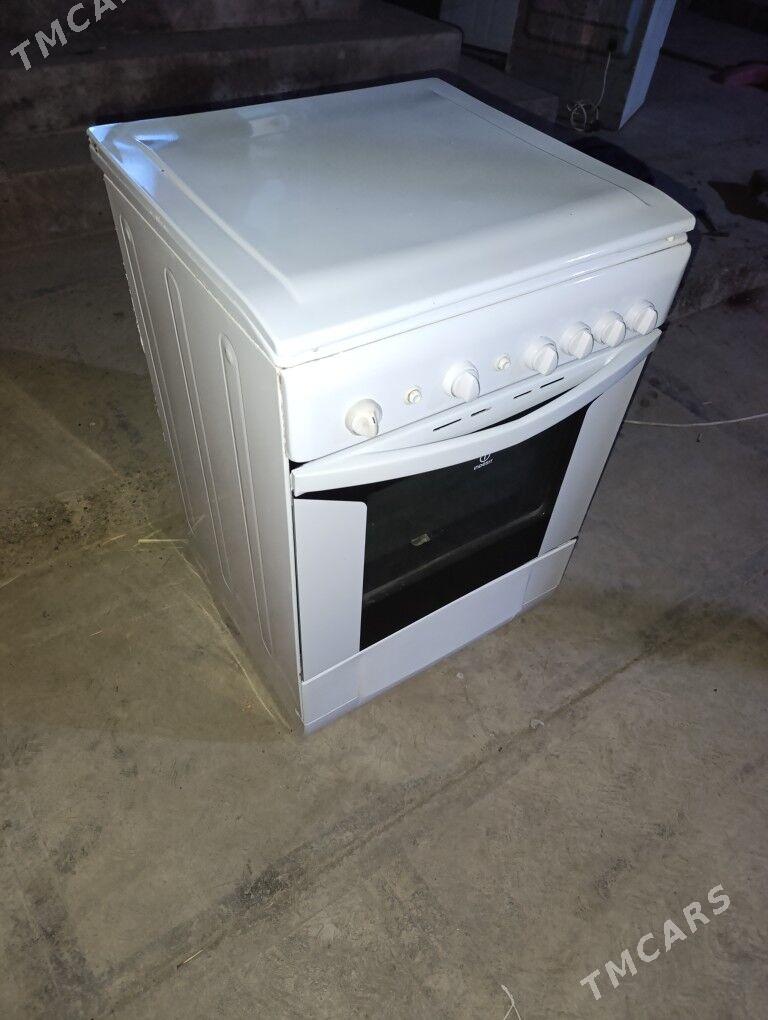 İndesit gazpilite - Мары - img 2