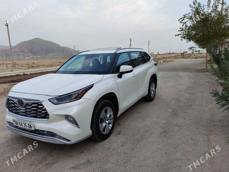 Toyota Highlander 2021 - 600 000 TMT - Балканабат - img 4