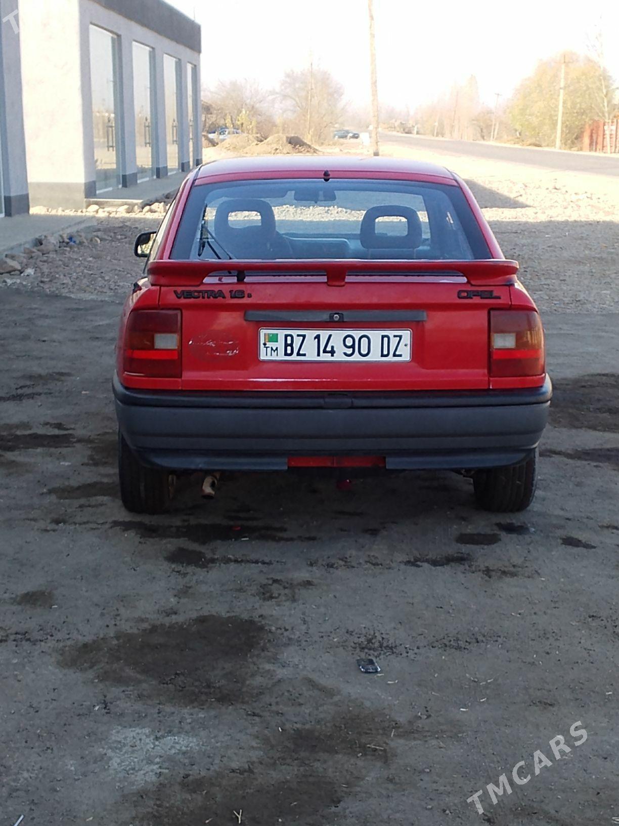 Opel Vectra 1992 - 30 000 TMT - Şabat etr. - img 3