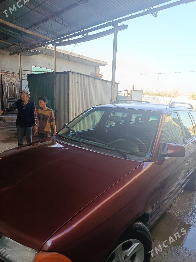 Opel Astra 1992 - 35 000 TMT - Чарджоу - img 2