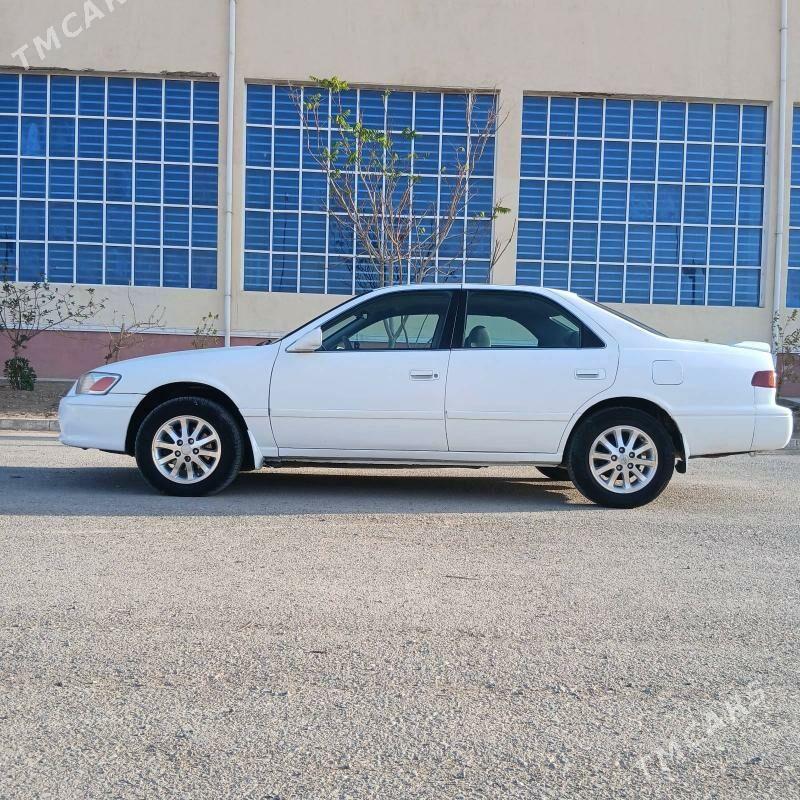 Toyota Camry 1998 - 120 000 TMT - Babadaýhan - img 4