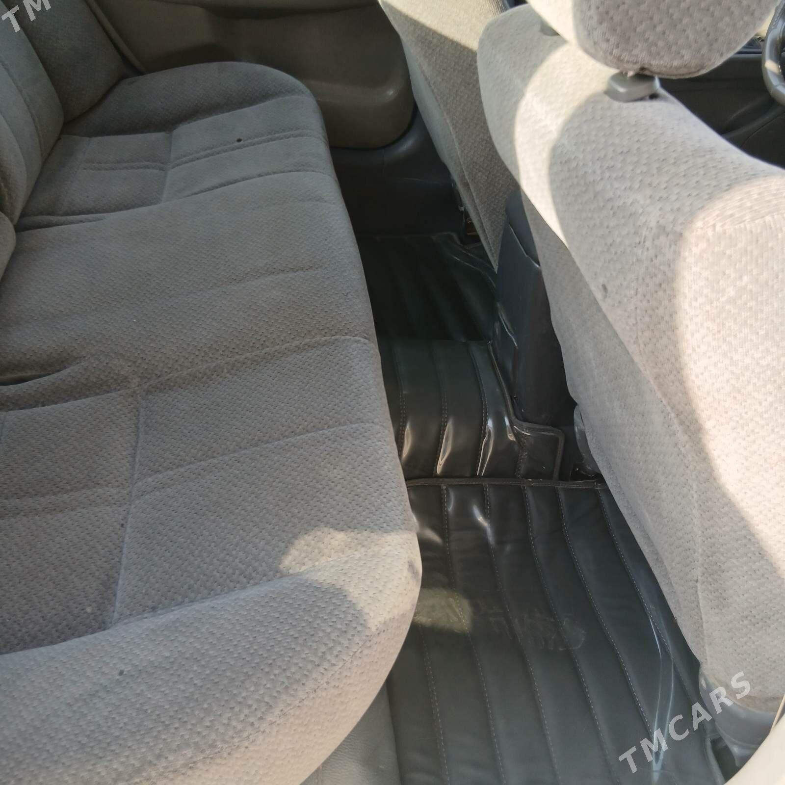 Toyota Camry 1998 - 120 000 TMT - Babadaýhan - img 7