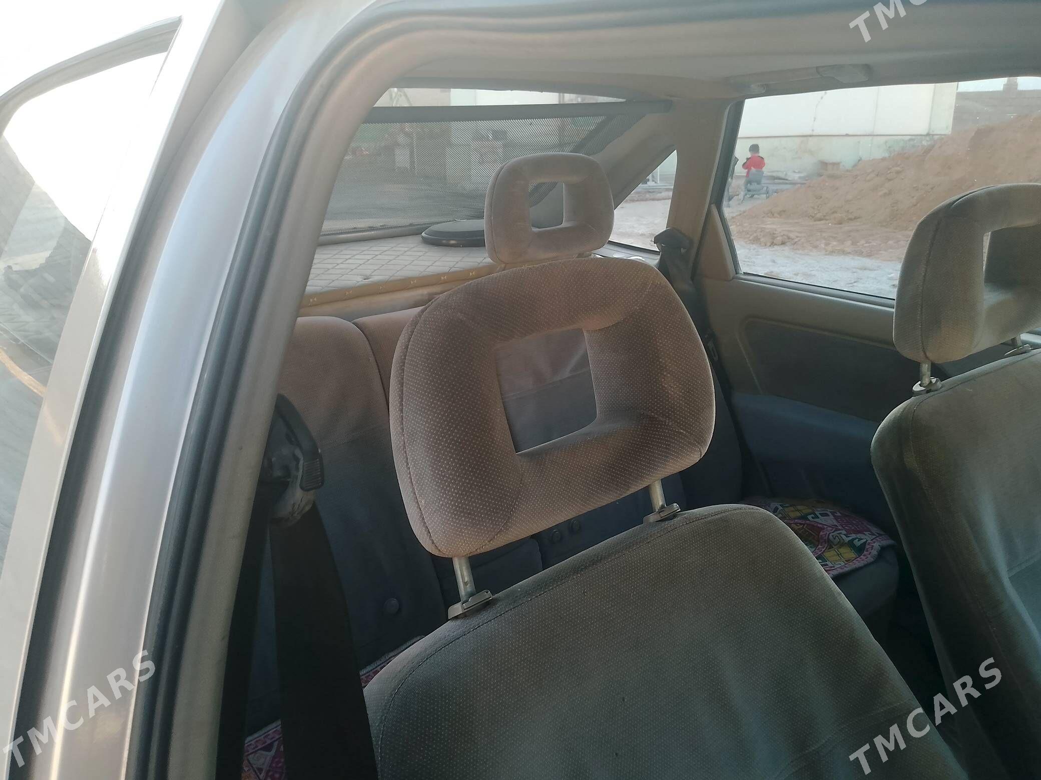 Opel Vectra 1992 - 45 000 TMT - Garadamak - img 1