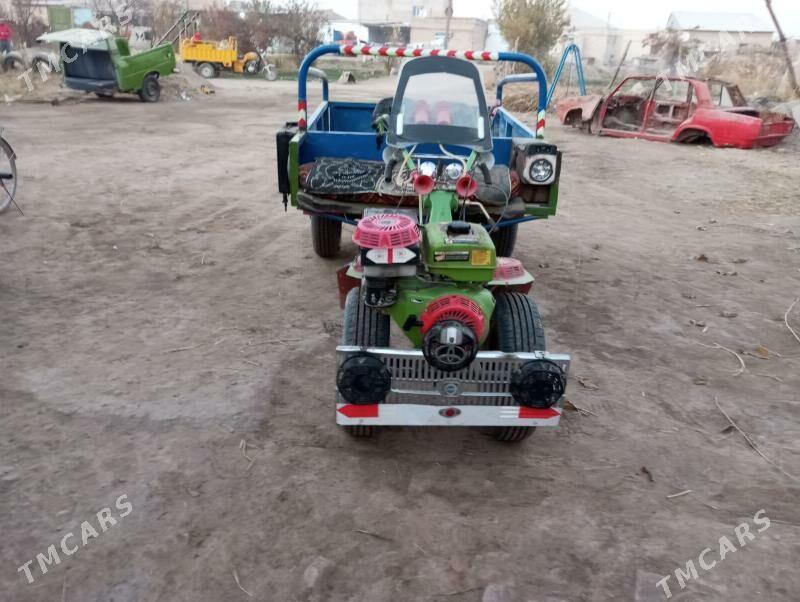 Fekon FK200-14G 2025 - 15 000 TMT - Дянев - img 2