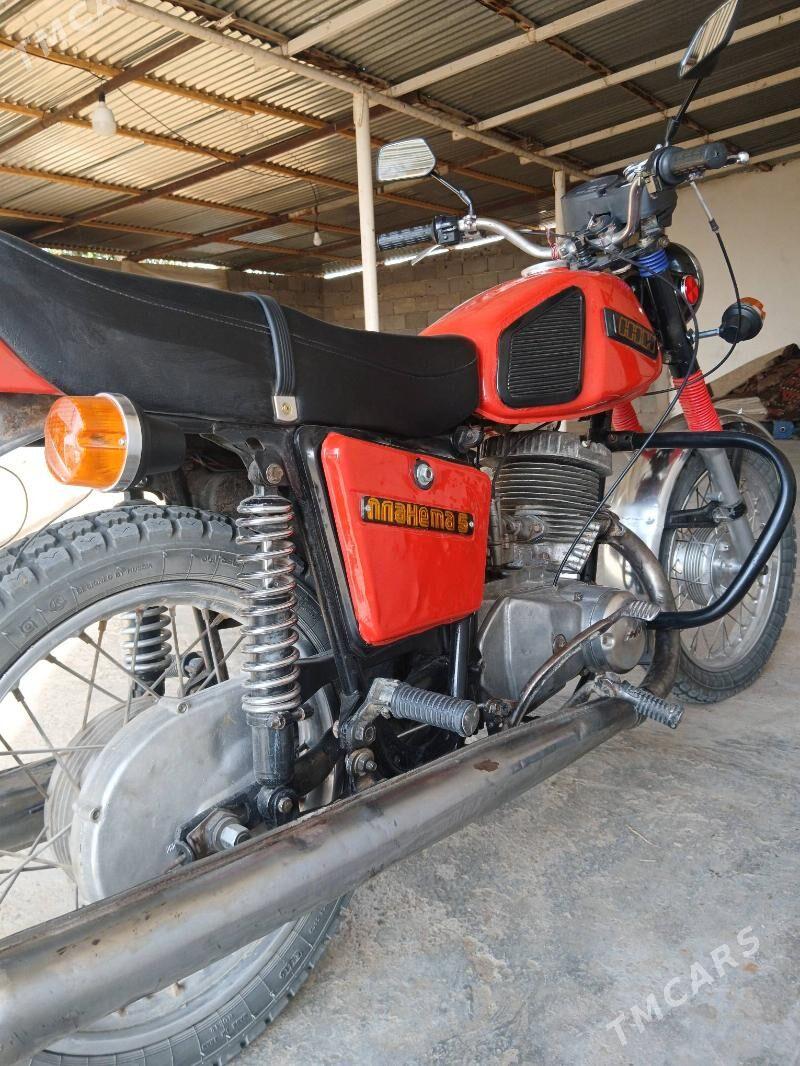 Iž Planeta 2004 - 8 000 TMT - Гёкдепе - img 3