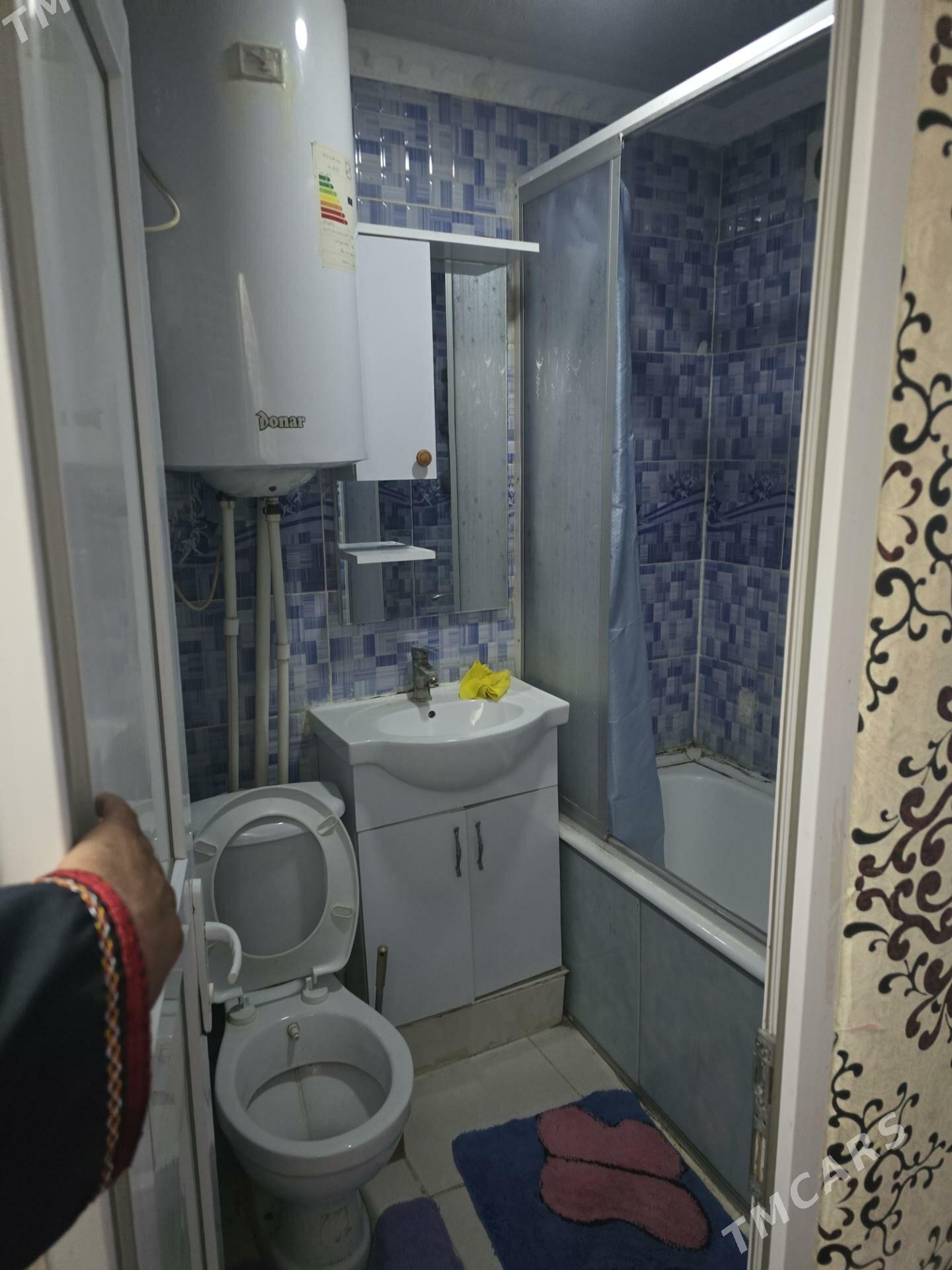 10мкр. 4/2эт. 2ком.56м2 - 10 мкр - img 2