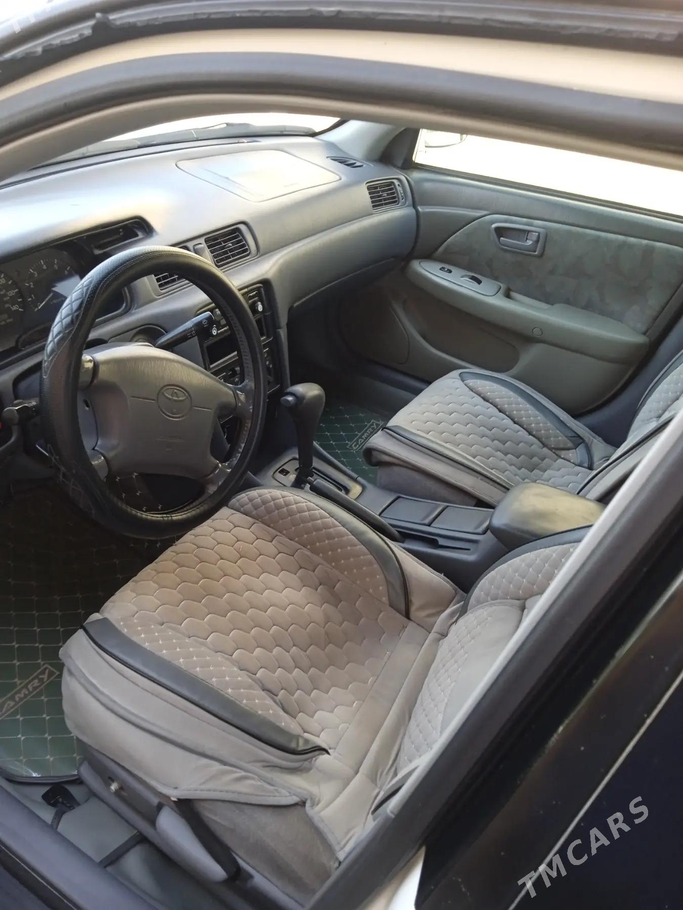 Toyota Camry 1997 - 125 000 TMT - Акдепе - img 2