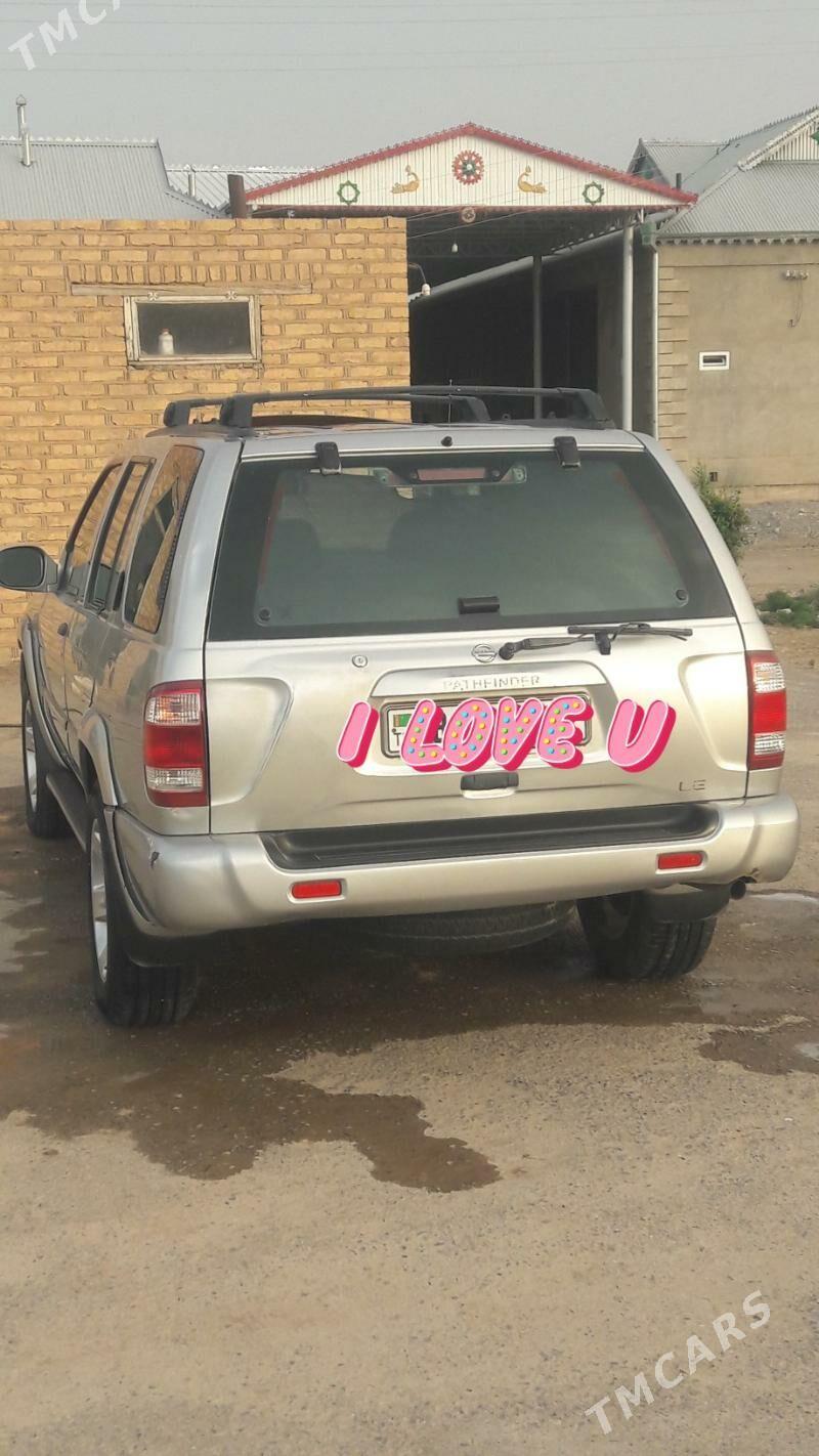 Nissan Pathfinder 2002 - 120 000 TMT - Бабадайхан - img 2
