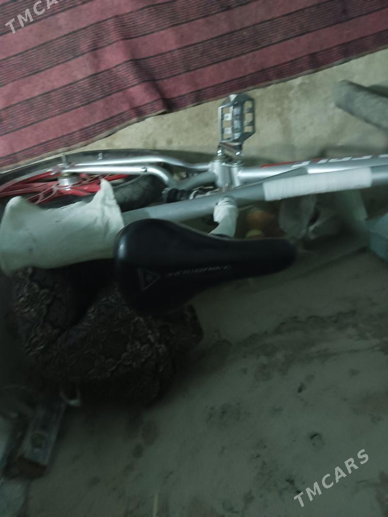 Velik satlyk - Balkanabat - img 2