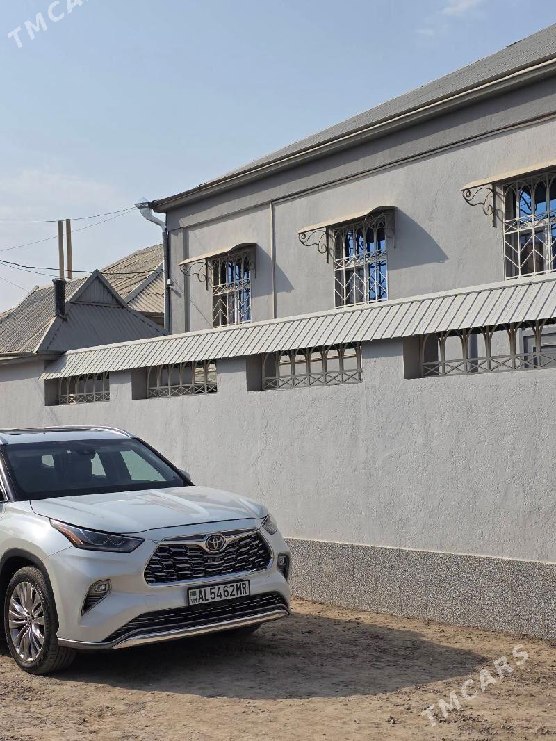 Toyota Highlander 2021 - 550 000 TMT - Мары - img 4