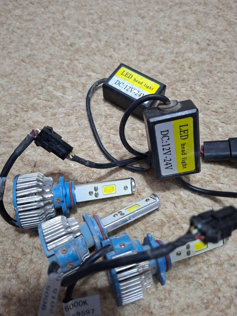 лампы от Тойоты 250 TMT - Туркменабат - img 2