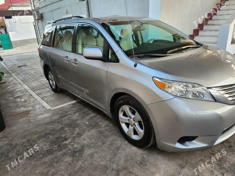Toyota Sienna 2012 - 300 000 TMT - Türkmenbaşy - img 2