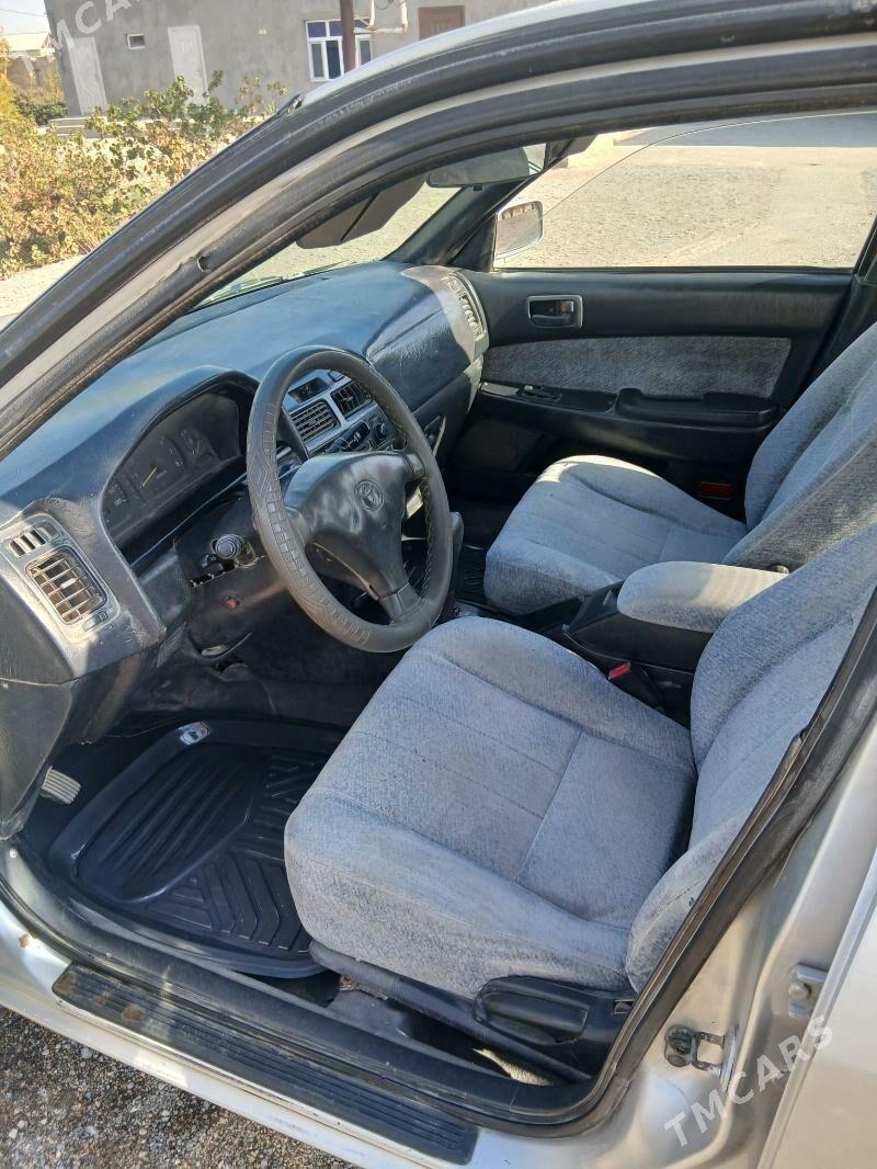 Toyota Camry 1995 - 38 000 TMT - Теджен - img 2