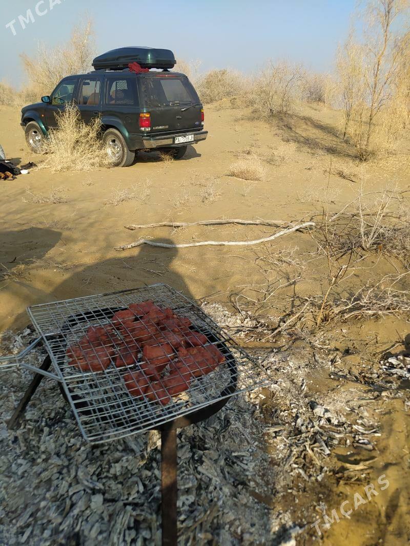 Ford Explorer 1996 - 70 000 TMT - Çärjew - img 8