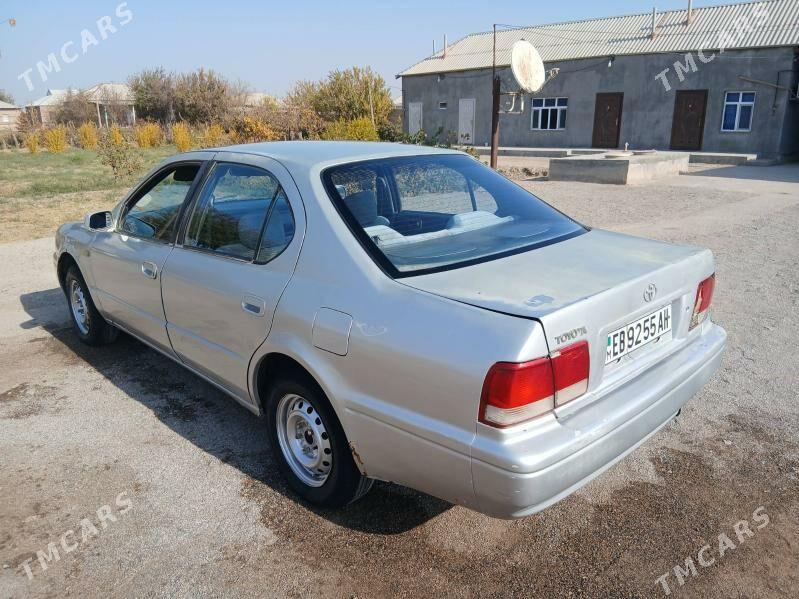 Toyota Camry 1995 - 38 000 TMT - Теджен - img 3