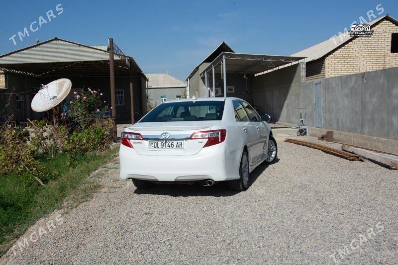 Toyota Camry 2013 - 240 000 TMT - Теджен - img 4