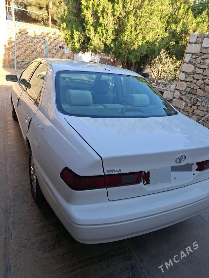 Toyota Camry 1998 - 125 000 TMT - Магданлы - img 2