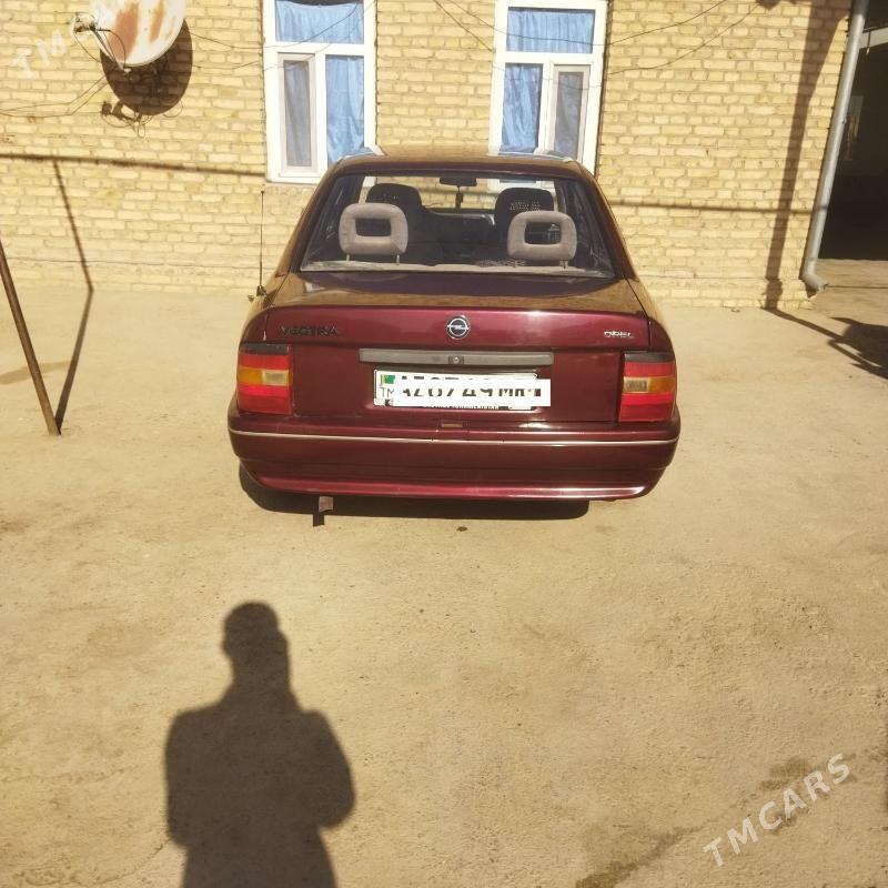 Opel Vectra 1992 - 43 000 TMT - Мургап - img 1