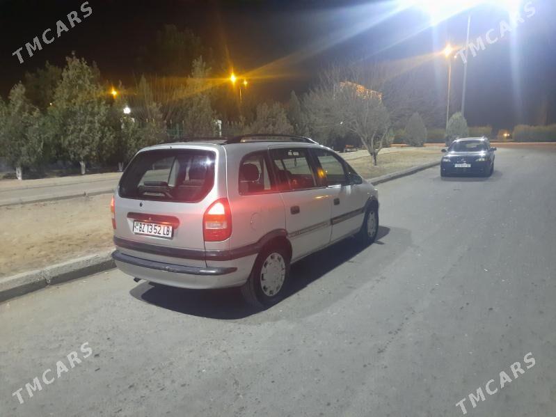 Opel Zafira 2000 - 70 000 TMT - Дашогуз - img 4