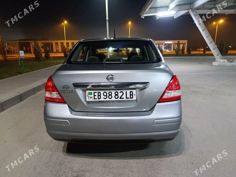 Nissan Versa 2010 - 115 000 TMT - Türkmenabat - img 4