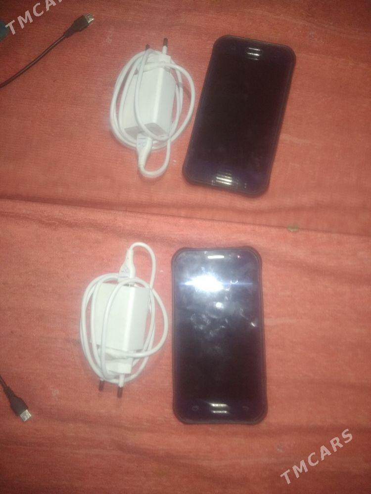 Samsung J1 ACE - Бахарден - img 5