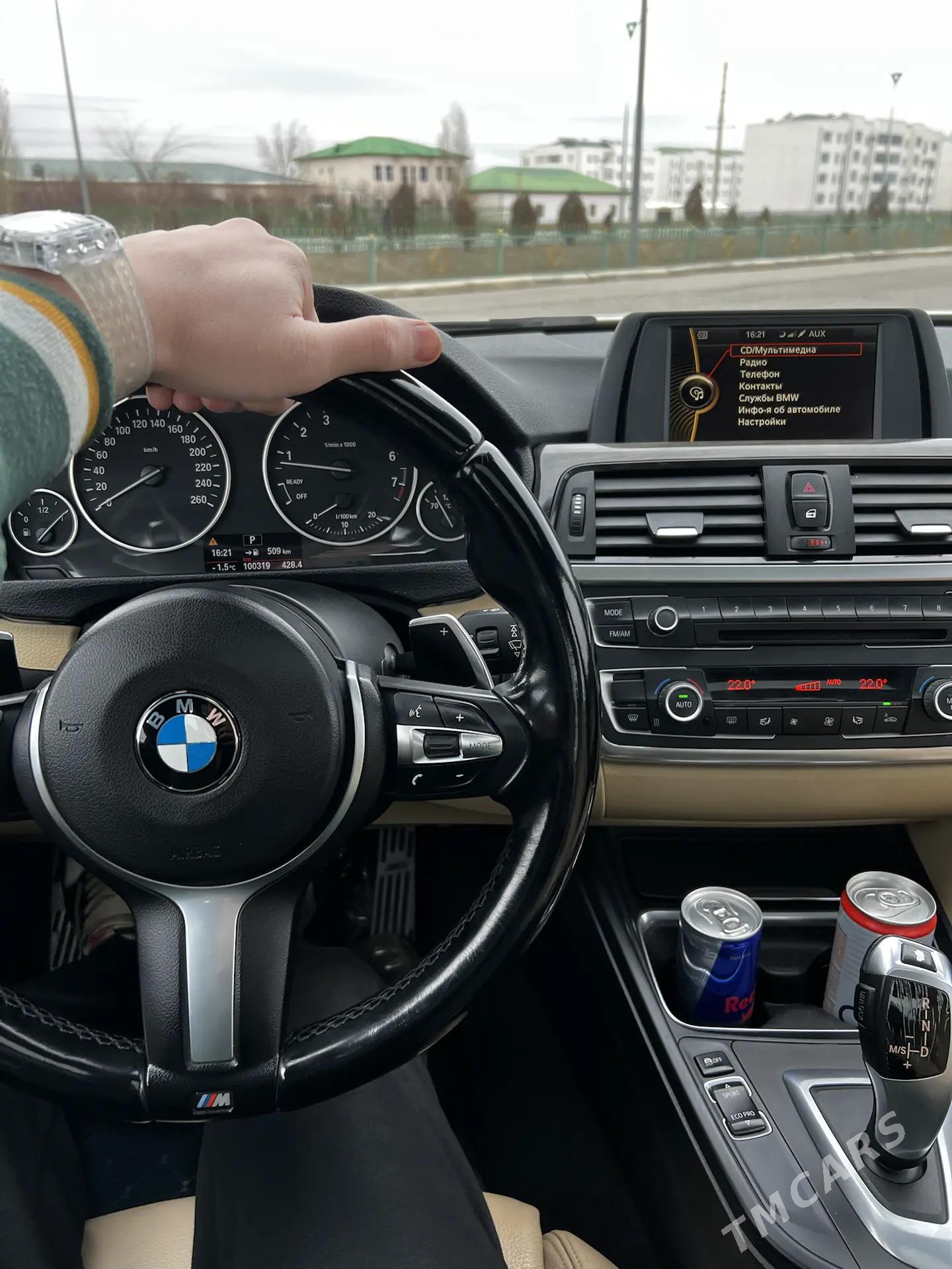 BMW 320 2012 - 300 000 TMT - Дашогуз - img 9