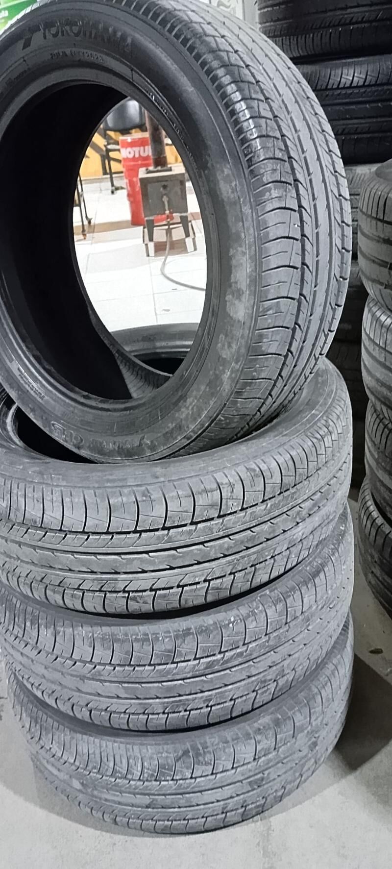 215 55 17 YOKOHAMA yyl 2023 3 000 TMT - Bedew - img 2