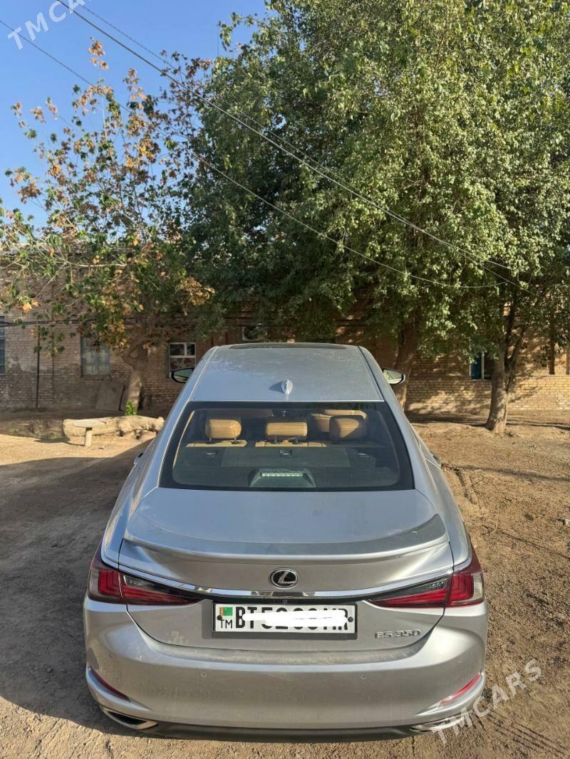 Lexus ES 350 2022 - 588 000 TMT - Мары - img 2