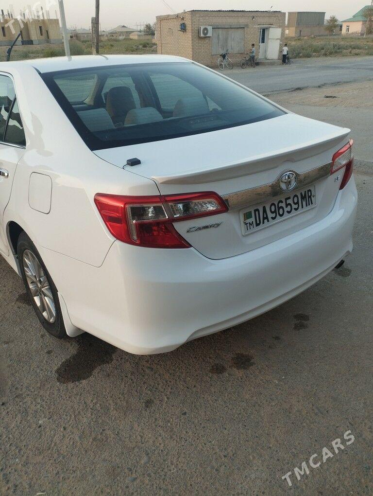 Toyota Camry 2013 - 230 000 TMT - Мургап - img 6