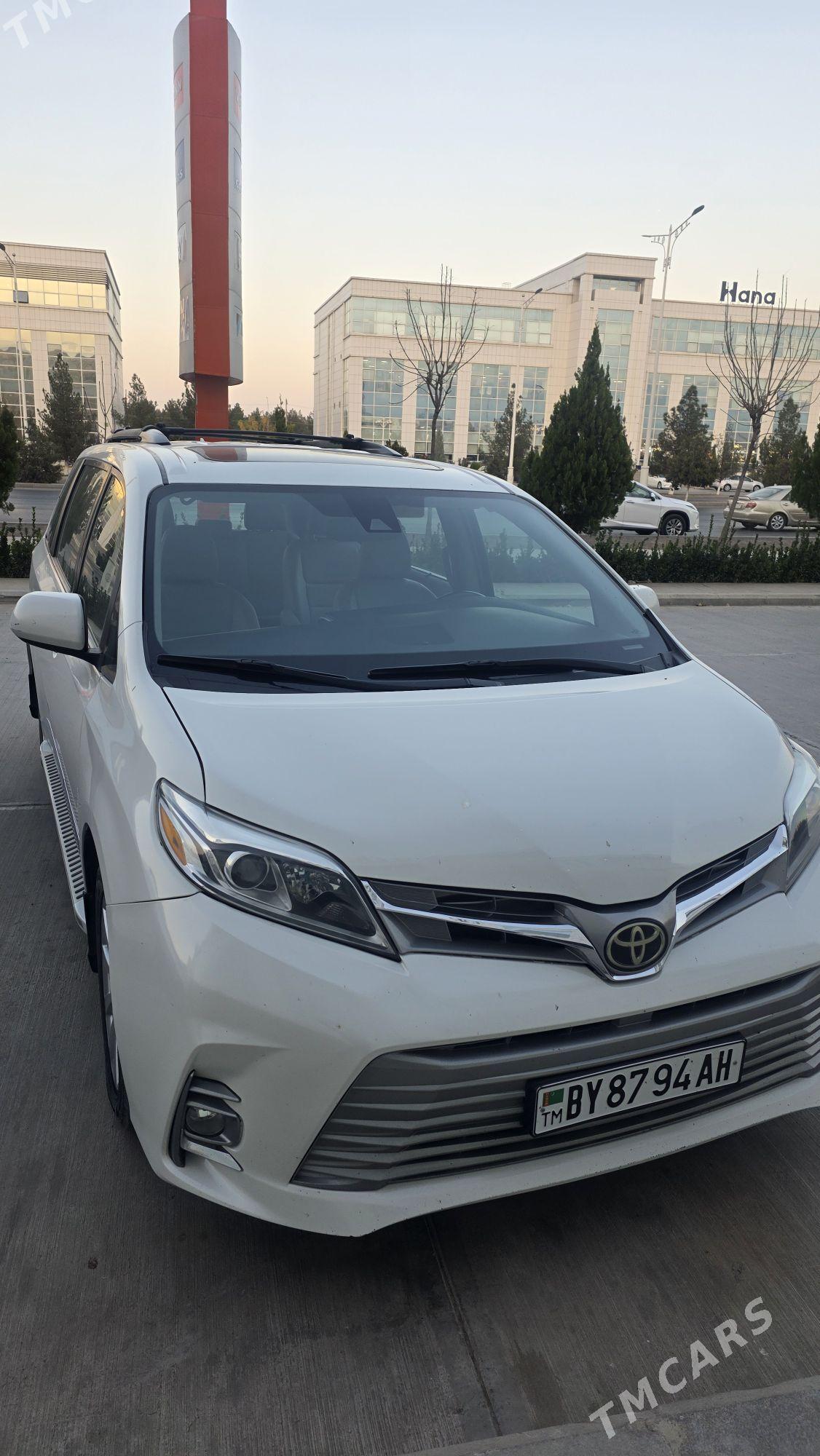 Toyota Sienna 2019 - 450 000 TMT - Ашхабад - img 6
