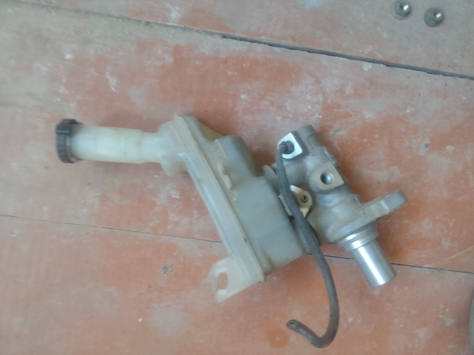 Тормозной цилиндр Ниссан верса 300 TMT - Daşoguz - img 3