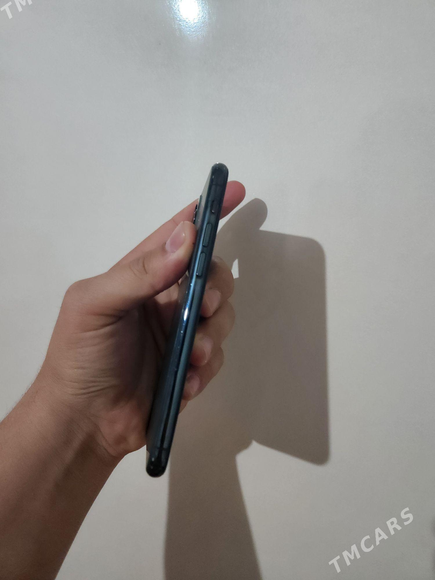 iphone 11 pro - Büzmeýin - img 6